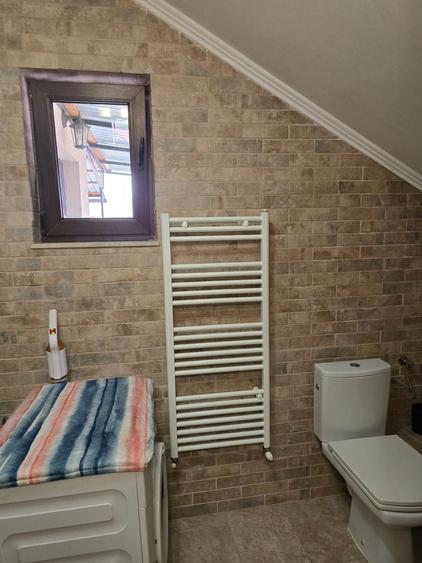 Apartament cu 2 camere decomandat în Florești