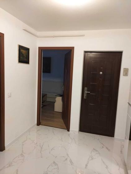 Apartament cu 2 camere decomandat în Nicolina