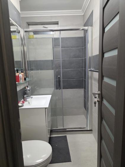 Apartament cu 2 camere decomandat în 1 Mai
