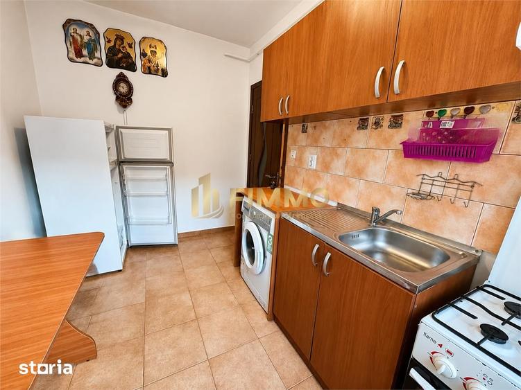 Garsonieră decomandată în Central