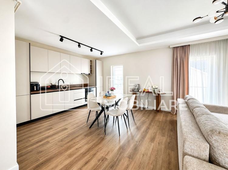 Apartament cu 3 camere decomandat în Șelimbăr — fotografia 2