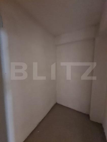 Apartament cu 2 camere semidecomandat în Florești
