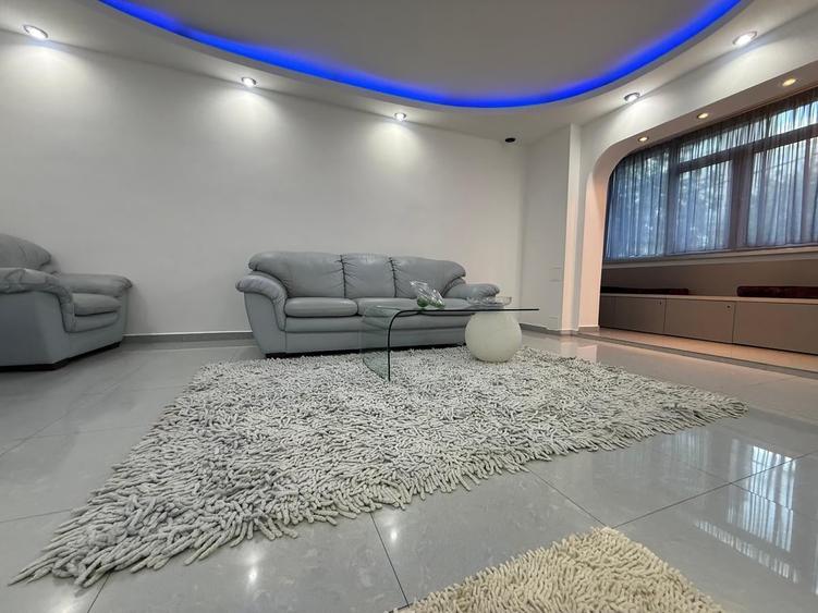 Apartament cu 2 camere decomandat în Sebastian