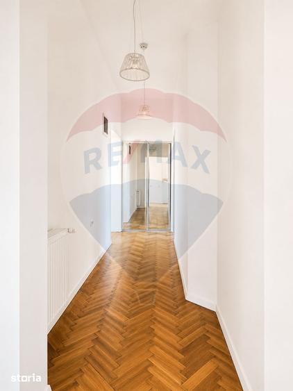Apartament cu 4 camere în Centrul Istoric