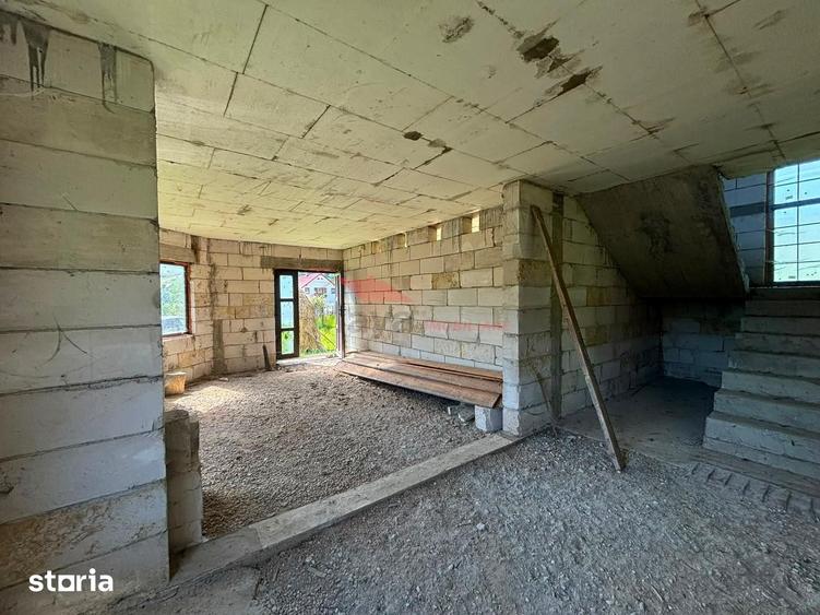 Casă cu 3 camere cu Teren 900 Mp în Târlișua