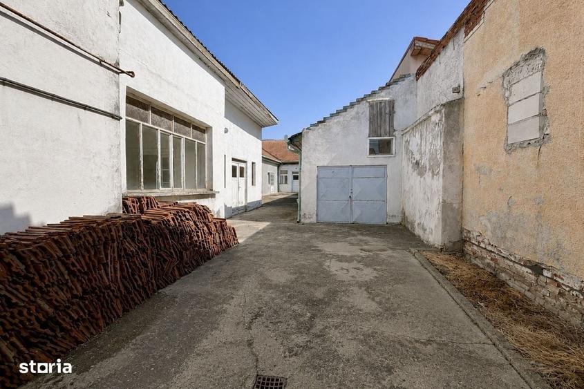 Casă cu 4 camere în Pârneava