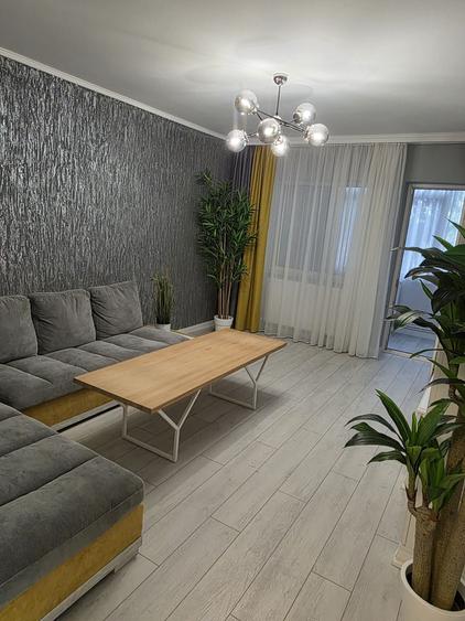 Apartament cu 2 camere decomandat în Exterior Vest