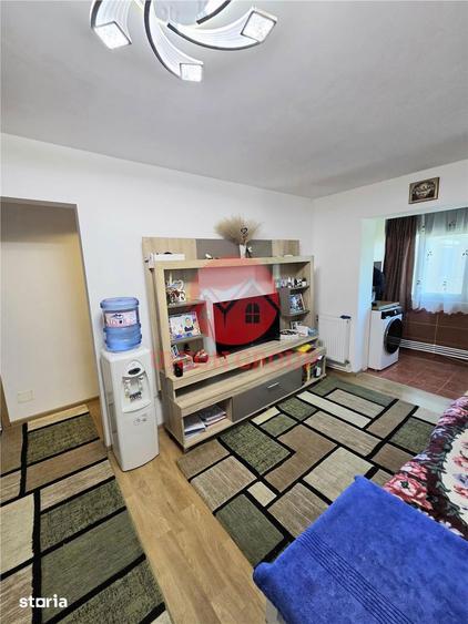Apartament cu 3 camere, mobilat în Sud