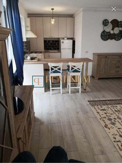 Apartament cu 2 camere decomandat, mobilat în Aradului