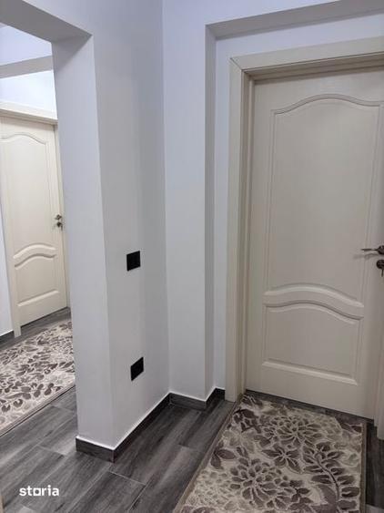Apartament cu 3 camere în Săvinești