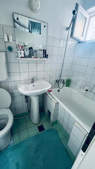 Apartament cu 2 camere semidecomandat, mobilat în Blaj