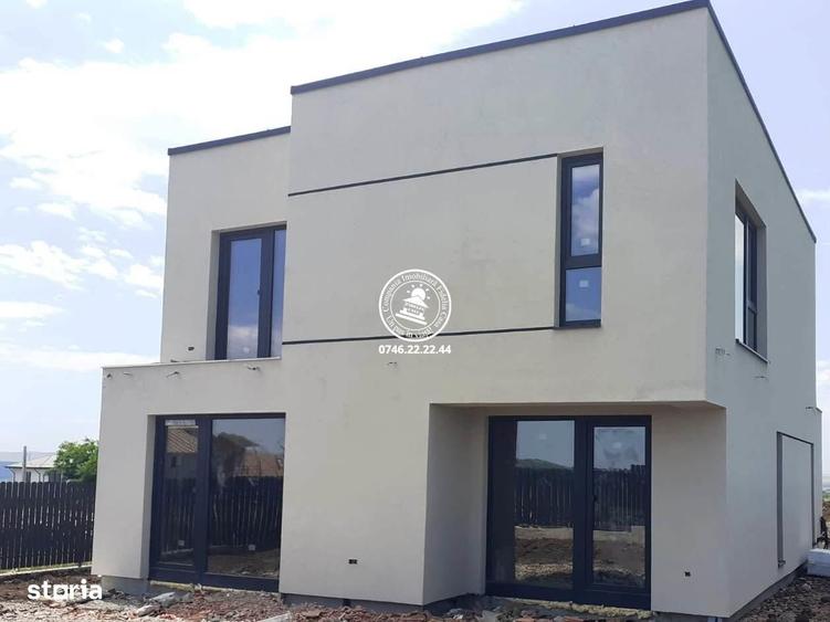 Casă cu 4 camere în Valea Lupului