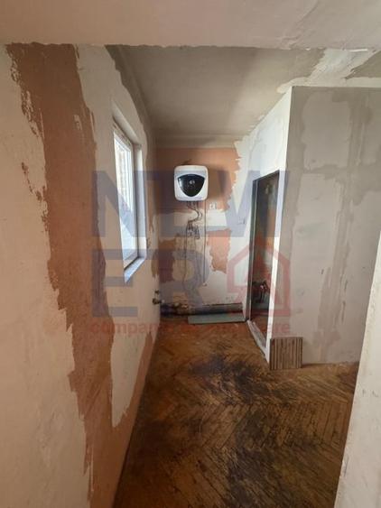 Garsonieră semidecomandată în Gara de Nord