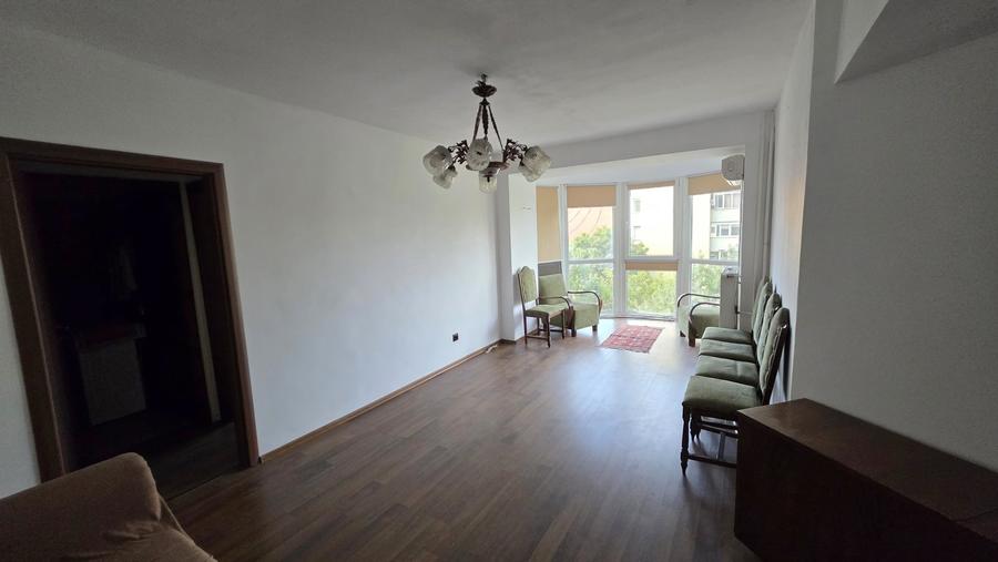 Apartament cu 2 camere semidecomandat, mobilat în Aradului