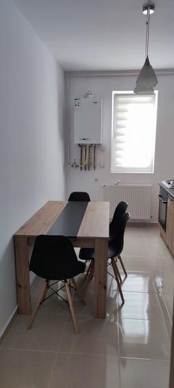 Apartament cu 2 camere decomandat, mobilat în Calea Urseni