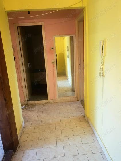 Apartament cu 2 camere decomandat în Republicii