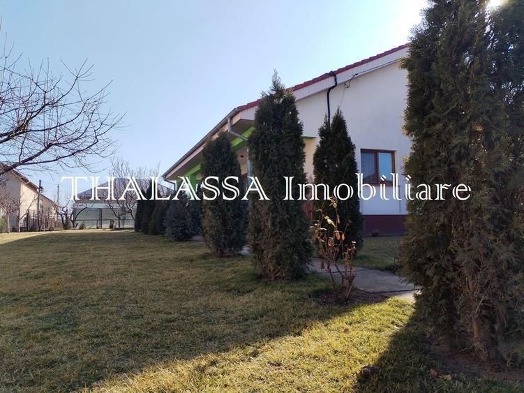 Duplex cu 5 camere cu Teren 1000 Mp în Nord-Est