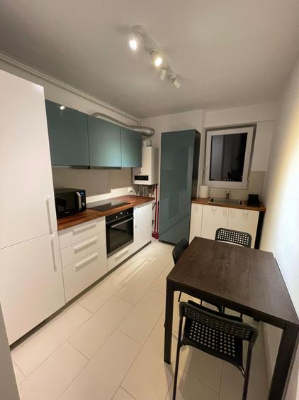 Apartament cu 3 camere decomandat, mobilat în Brâncoveanu