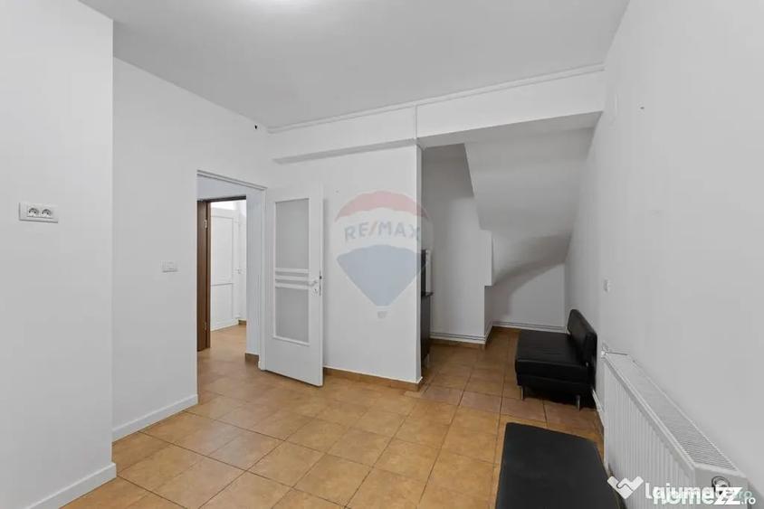 Spațiu comercial, de 130 mp, în Intim