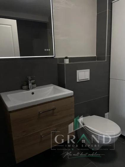 Apartament cu 2 camere semidecomandat, mobilat în Dâmbul Rotund