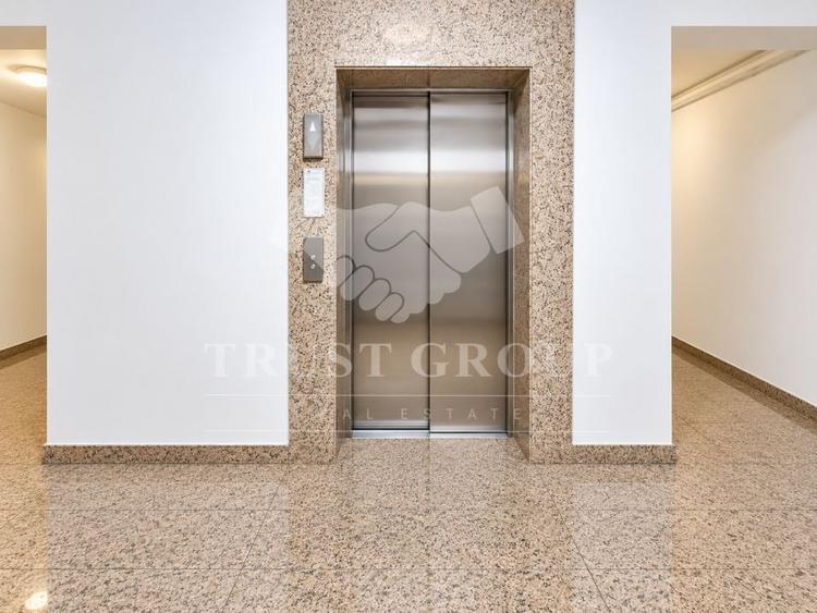 Apartament cu 3 camere decomandat în Cișmigiu