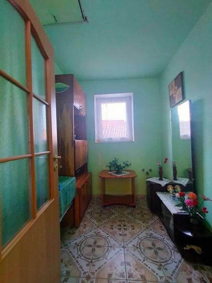 Casă individuală cu 2 camere cu Teren 2980 Mp în Panticeu