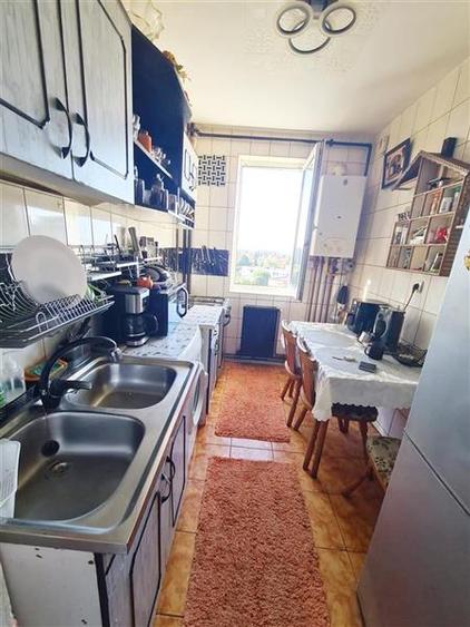 Apartament cu 2 camere semidecomandat, mobilat în Astra