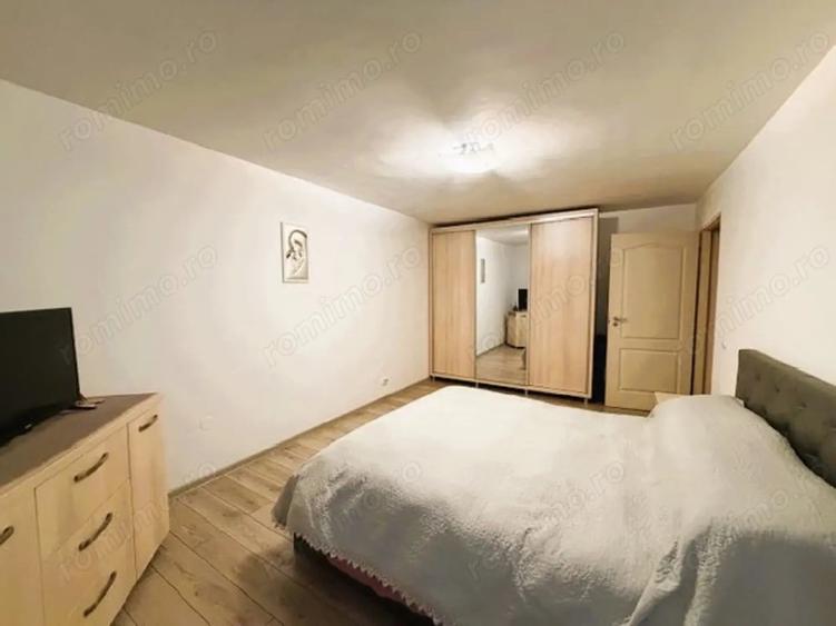 Casă cu 3 camere cu Teren 500 Mp în Central