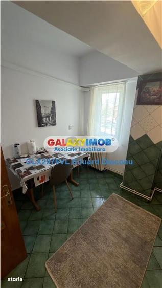 Apartament cu 2 camere decomandat, mobilat în Ultracentral