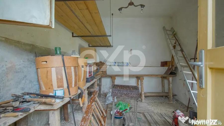 Casă cu 5 camere cu Teren 355 Mp în Schei