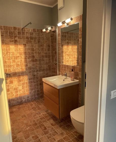 Apartament cu 3 camere decomandat în Lujerului