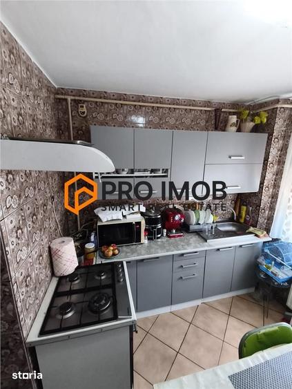 Apartament cu 2 camere semidecomandat în Unirii Sud