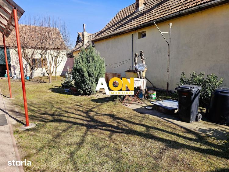 Casă cu 4 camere cu Teren 2084 Mp în Sântimbru