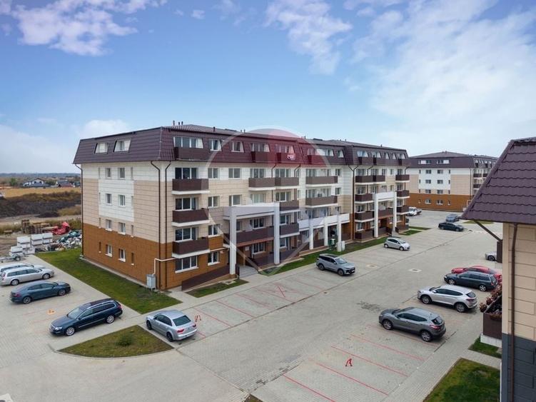 Apartament cu 2 camere semidecomandat în Sânpetru