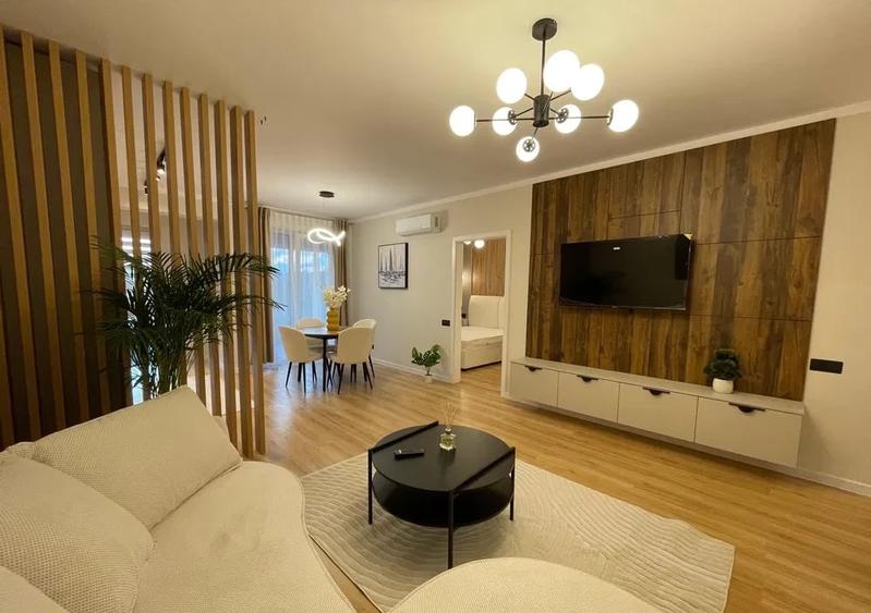 Apartament cu 2 camere semidecomandat, mobilat în Florești