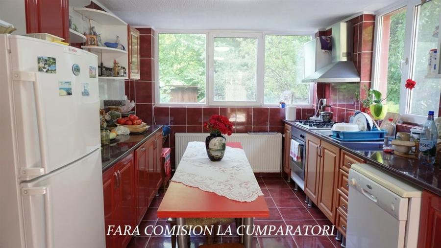 Apartament cu 3 camere decomandat în Băile Olănești