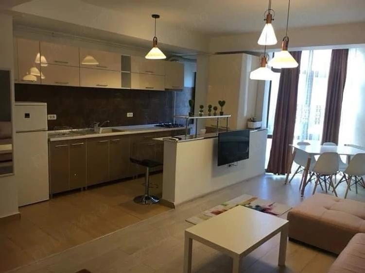 Apartament cu 2 camere decomandat în Gara
