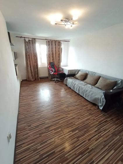 Apartament cu 2 camere decomandat în Bucovina