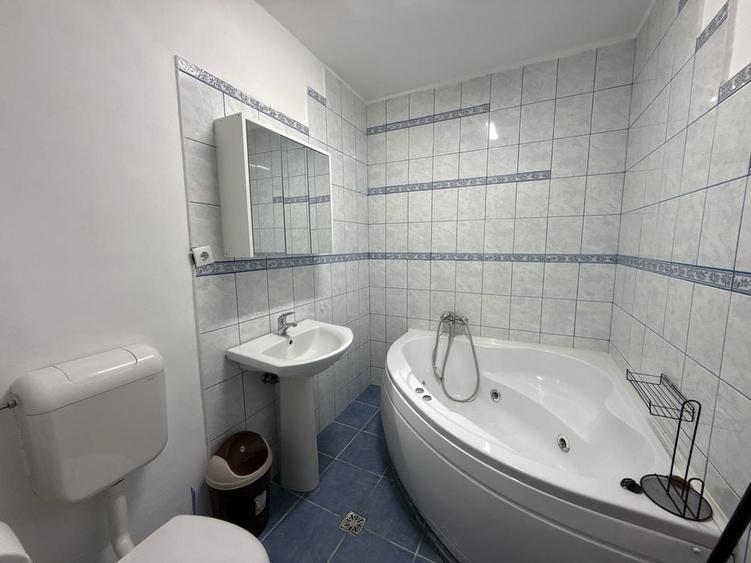 Garsonieră decomandată în Florești