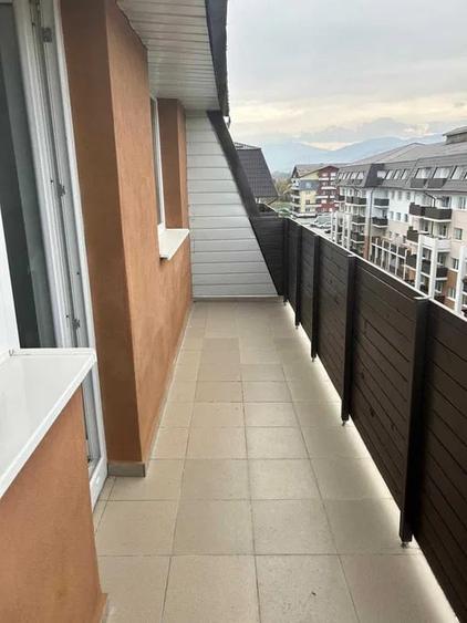 Apartament cu 2 camere semidecomandat, mobilat în Sânpetru