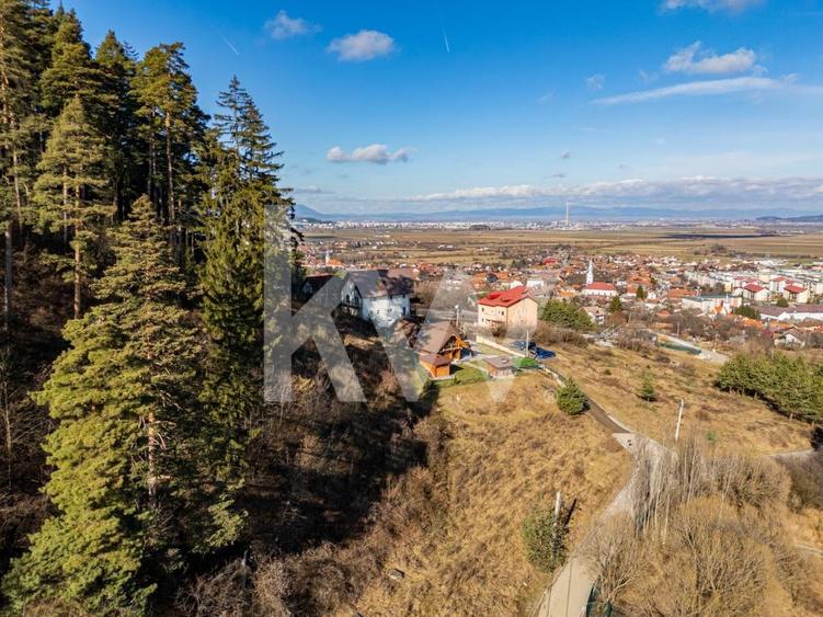 Teren Construcții intravilan de 1000 mp, în Săcele