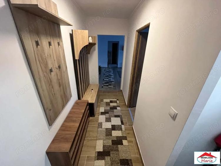 Apartament cu 2 camere în Micro 16