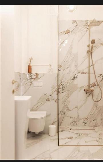 Apartament cu 2 camere decomandat în Orașul Vechi