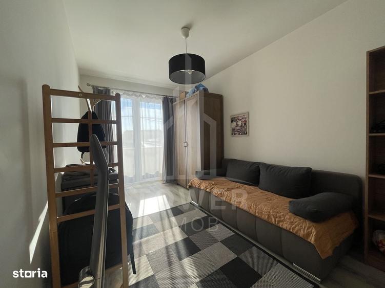 Apartament cu 3 camere decomandat în Turnișor