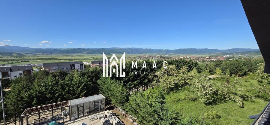 Apartament cu 3 camere decomandat în Turnișor