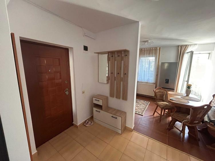 Apartament cu 2 camere decomandat în Florești