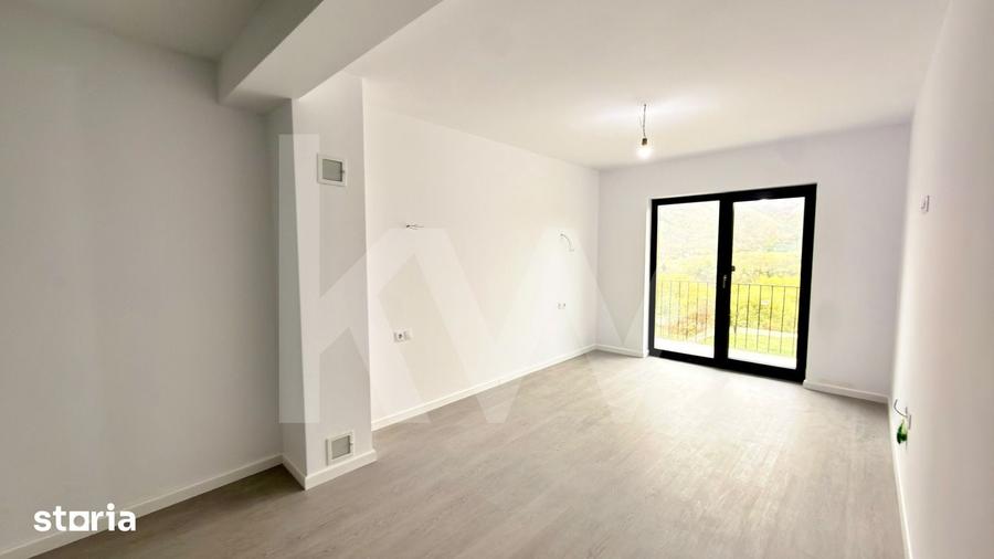 Casă cu 4 camere cu Teren 873 Mp în Central