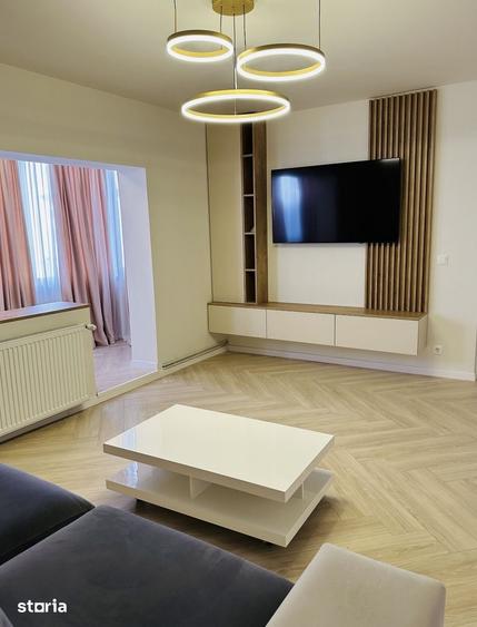 Apartament cu 2 camere decomandat în Astra