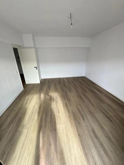 Apartament cu 2 camere decomandat în Alexandru cel Bun