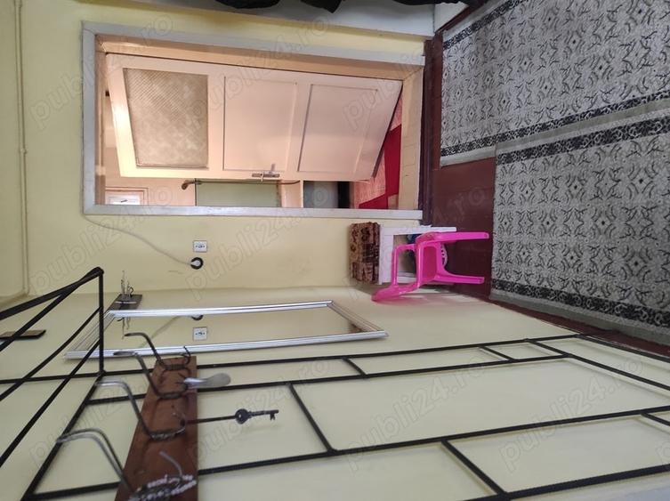 casa pe un nivel,zona Eminescu - 13